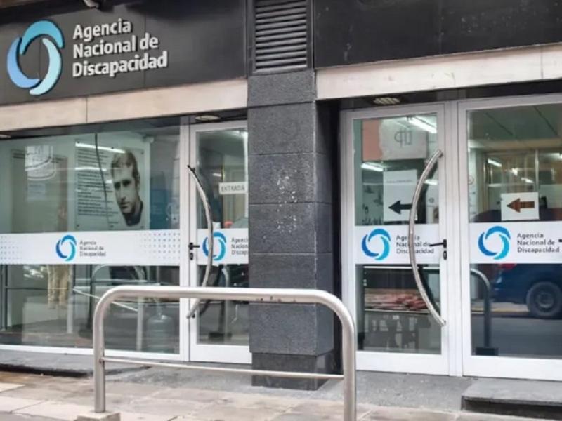 Acción judicial solicitando la restitución inmediata de las pensiones por discapacidad suspendidas en todo el país