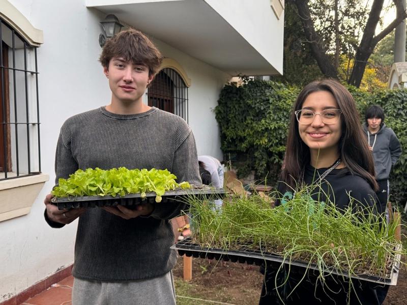 Casa de Jóvenes de Córdoba cuenta con su propia huerta como un espacio de aprendizaje