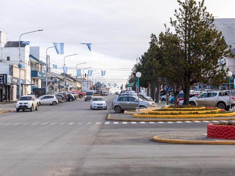 Por fuertes vientos se suspenden actividades en dependencias municipales 
