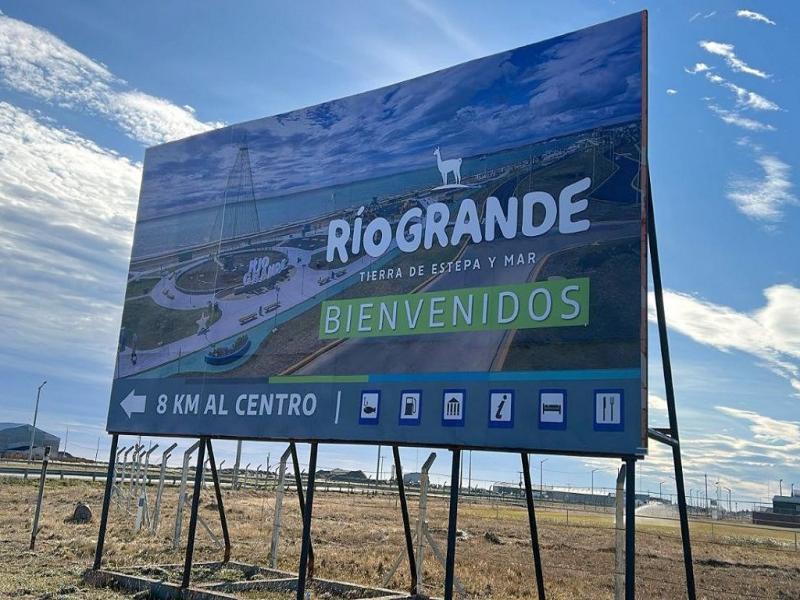 Nueva se�al�tica en el acceso norte a la ciudad 
