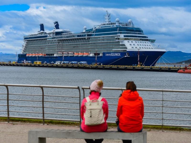 M�s de 6 mil personas llegaron este mi�rcoles a Ushuaia en cruceros