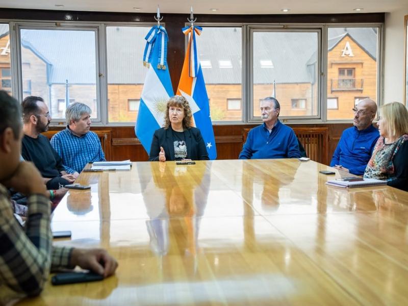 Diálogo con Cámaras y Asociaciones por la situación del Puerto de Ushuaia