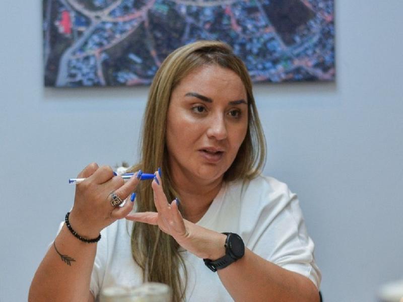 �Las familias argentinas no pueden esperar mas�, Andrea Freites