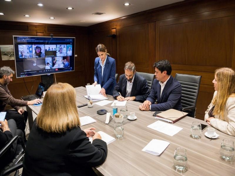 Terra Ignis firm� con Velitec un acuerdo para la continuidad operativa de las �reas hidrocarbur�feras 