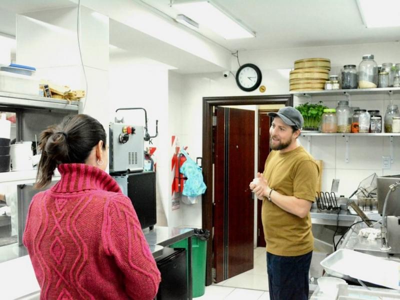 Programa de reducción de desperdicios de alimentos con visitas técnicas y capacitación abierta