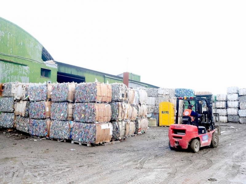 Vuoto recorri� el Centro de Gesti�n Ambiental y destac� el impacto de la econom�a circular en Ushuaia 