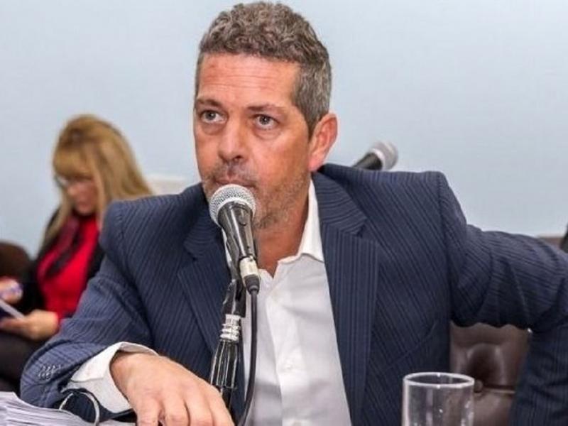 L�ffler celebr� el freno a la Ley de Tierras: 