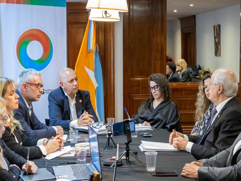 La Comisi�n Especial Investigadora por el radar de Tolhuin se reuni� en CABA