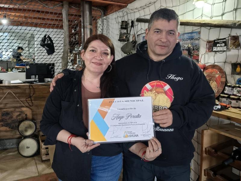 Entregaron Declaraci�n de Inter�s a la pizzer�a Zorro Viejo 