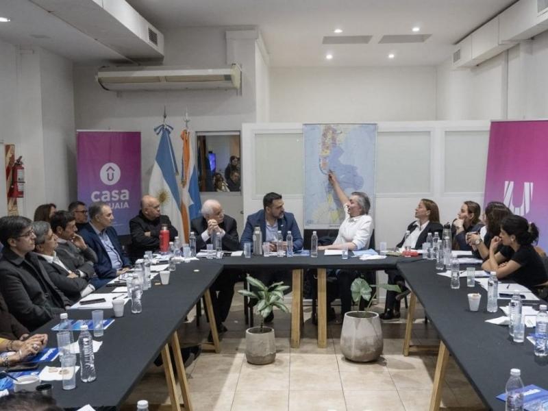 Vuoto mantuvo una reuni�n estrat�gica con Diputados nacionales 