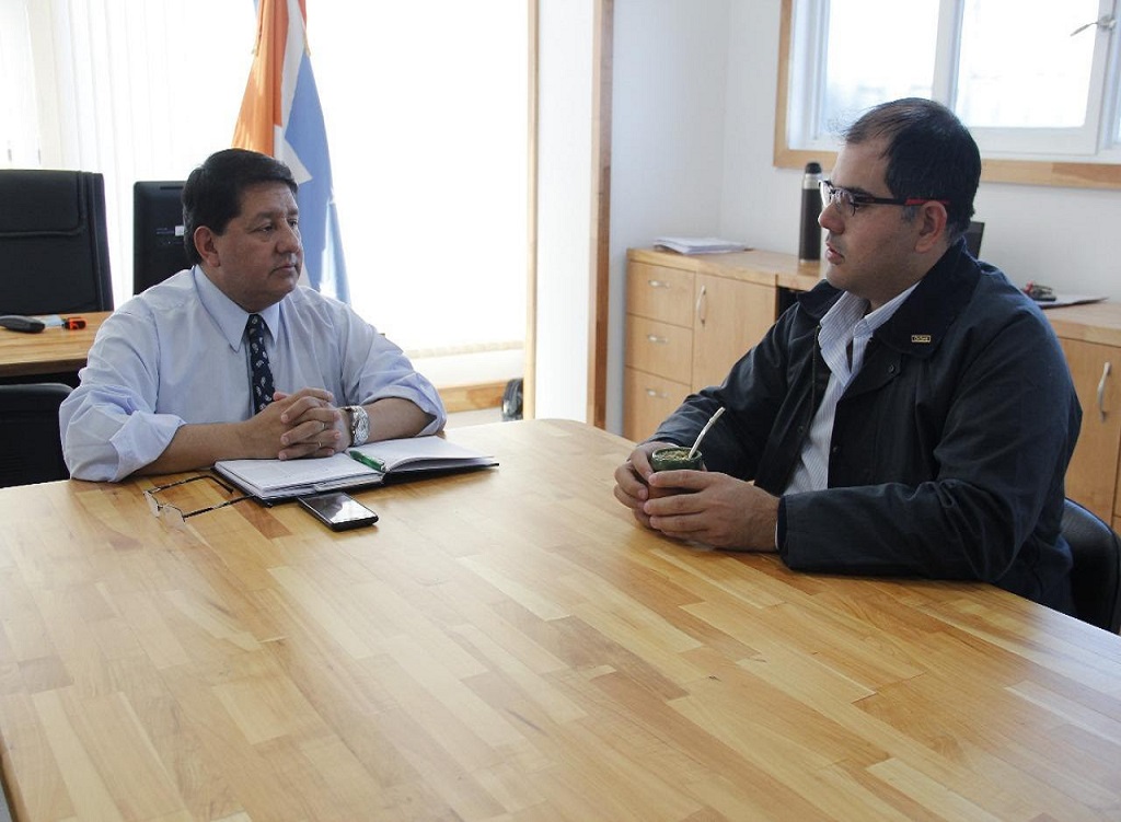 UATRE est realizando muchas capacitaciones acompaados de la gente del INTA y nosotros queremos brindar nuestro apoyo desde el Ministerio a travs de la gestin de la Gobernadora Rosana Bertone, destac el Ministro Abreg.