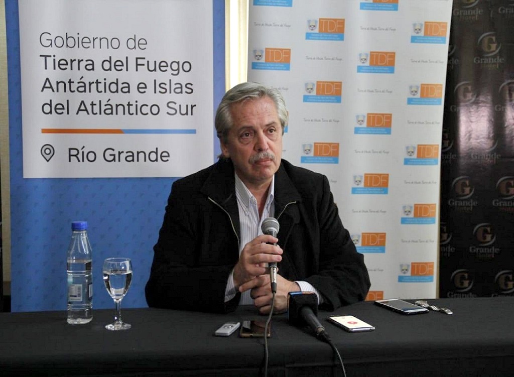 Argentina dice ser un lugar federal y no lo es. Los problemas provinciales son muy agudos y muchos dependen del poder nacional, resalt Alberto Fernndez. 
