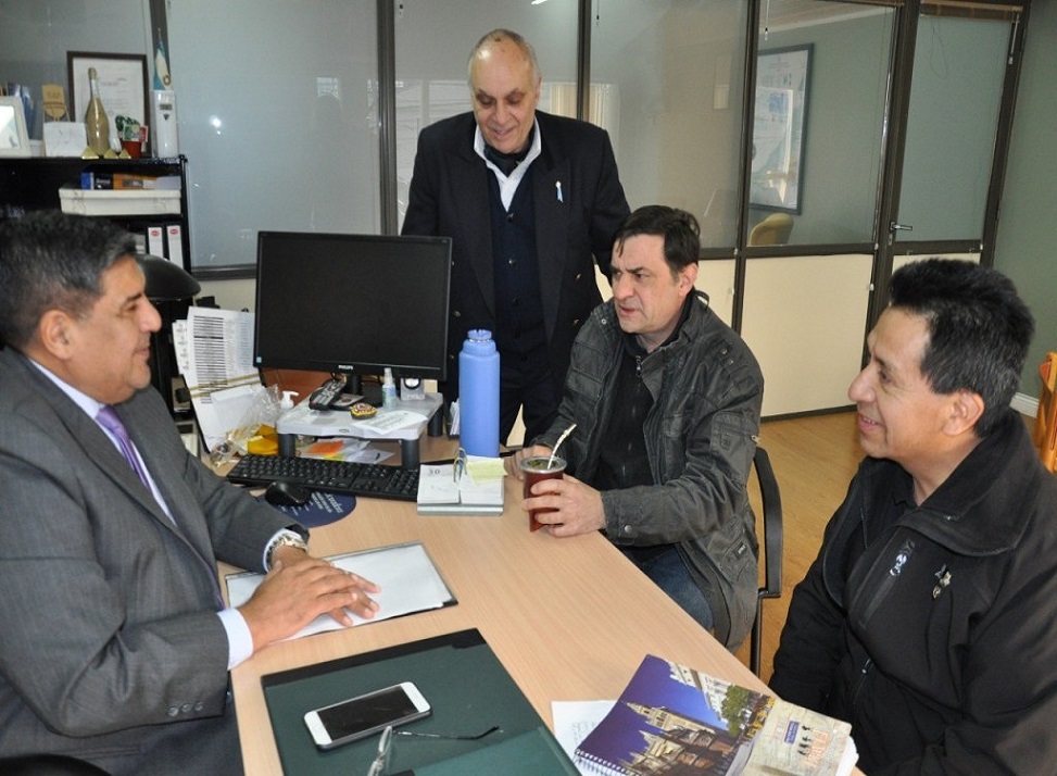 Estamos avanzando con la ampliacin de nuestra sede, donde est el Museo de Malvinas, porque queremos hacer un saln de usos mltiples para toda la comunidad, destac Roma Alancay.