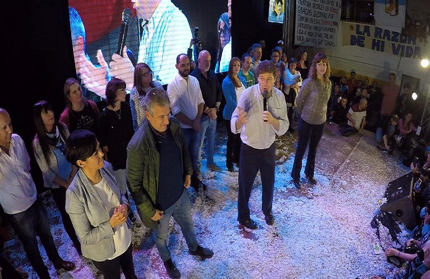 Gracias al Movimiento Popular Fueguino, al peronismo, al radicalismo, al Frente para la Victoria, al Partido Solidario, al Frente Grande, a cada una de las agrupaciones que nos acompaen, seal Gustavo Melella. 