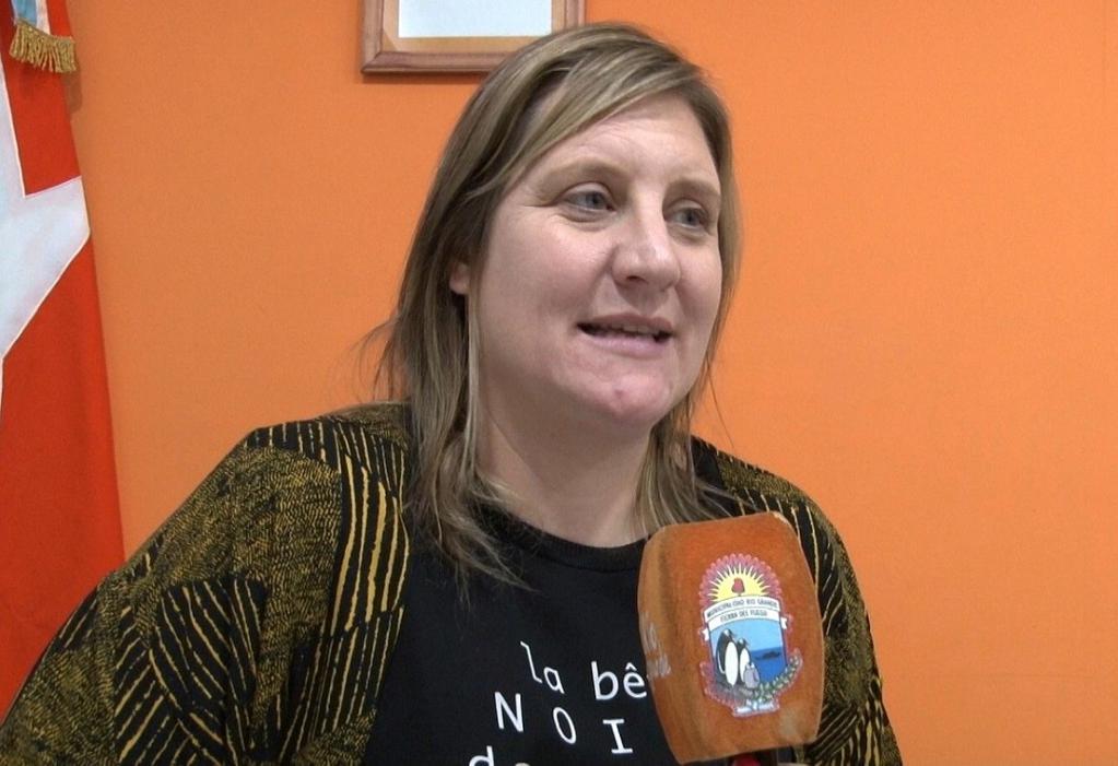 El Intendente Melella es el gran responsable de formar los equipos y de disponer de todos los medios que nosotros necesitamos para prestar los servicios. Sin l nada de esto sera posible, destac la Dra. Di Giglio. 
