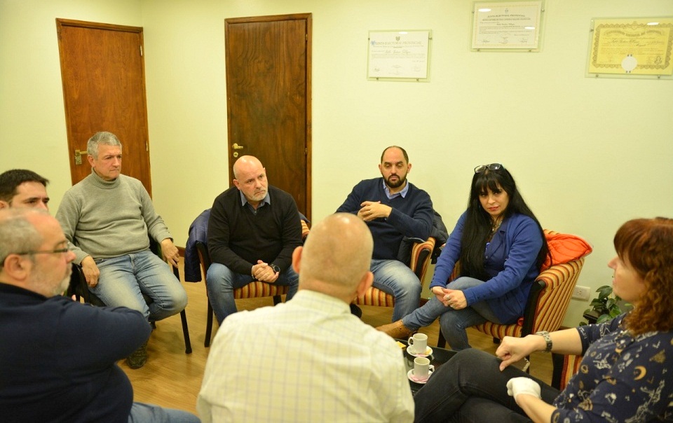 Adems, la reunin sirvi para analizar la agenda de cara a la renovacin de la Cmara legislativa y la situacin provincial.