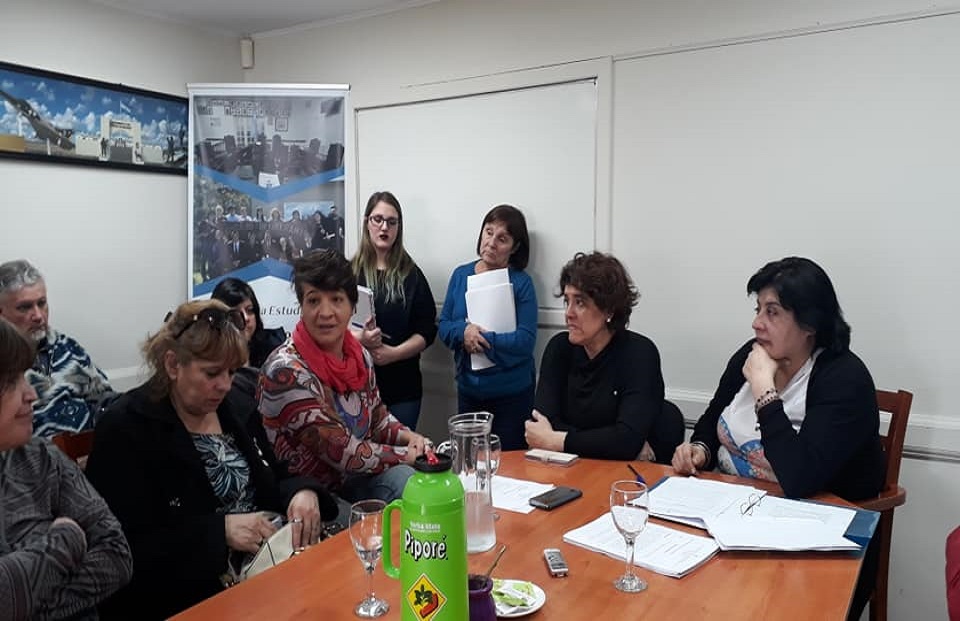 El proyecto de Resolucin N 295/2019, establece que la segunda sesin ordinaria de cada ao de este Concejo Deliberante sea llamada Sesin de la Memoria y la Democracia, conmemorando el 24 de marzo de 1976. 