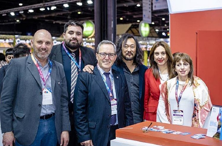 Las perspectivas que nos abre esta Feria son enormes. Estamos aqu para promocionar el destino y las empresas presentes para potenciar sus actividades, destac el Secretario de Turismo de Ushuaia Jos Recchia.