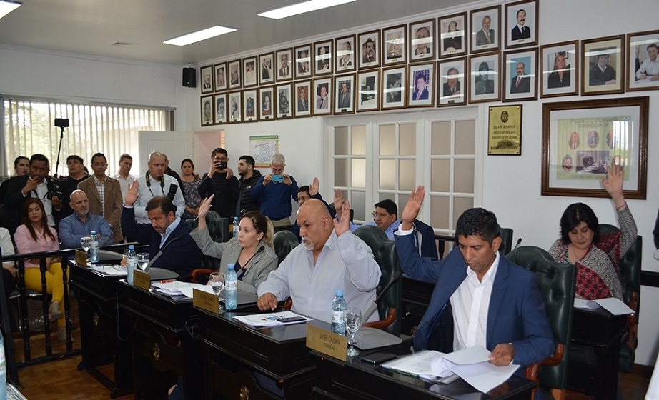 El Concejal Javier Calisaya remarc el gesto del Bloque de FORJA que, acompa las designaciones de Zambrano y Lapadula, pese a no tener tiempo suficiente para evaluar sus antecedentes.