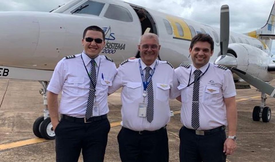Mnica Becerra agradeci a la empresa DOS MIL Aerosistema por la colaboracin en la Campaa de los 100 Donantes en Honor a Stefano. 