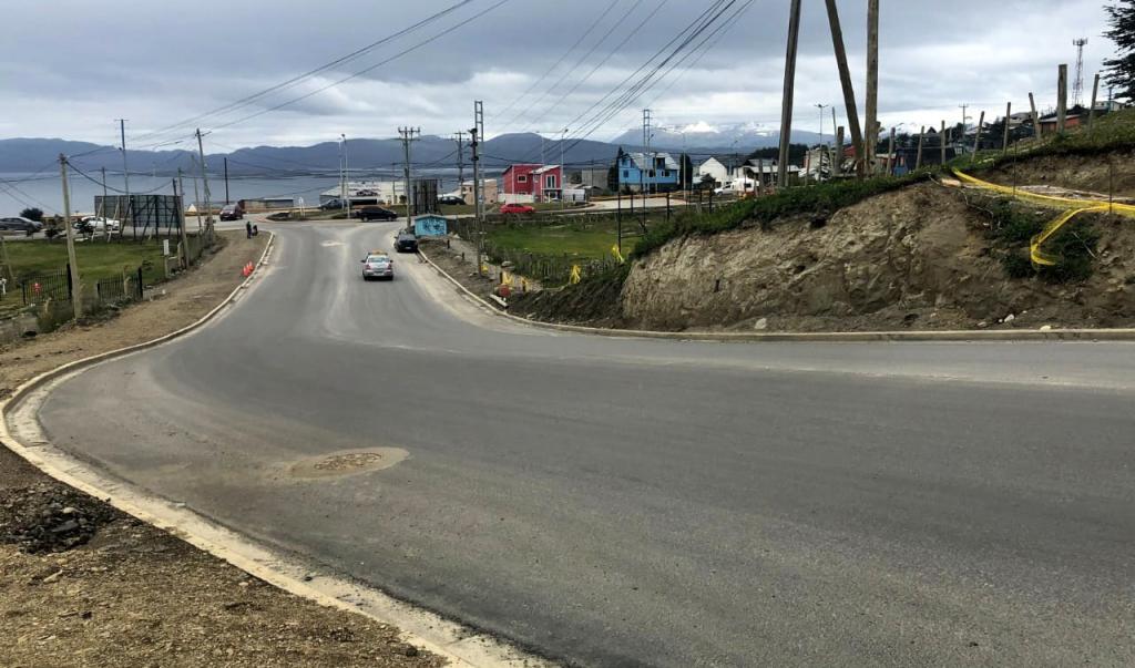 Tambin se pavimentaron los primeros 100 metros de la calle Cristina Alkan, donde se encuentra ubicada la Comisara quinta y la calle San Po, por la que se accede al CAPS N9.