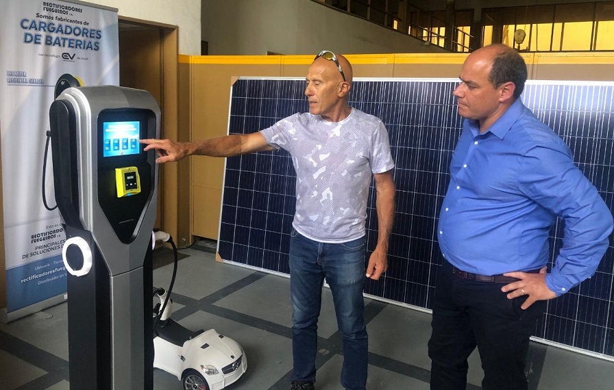 La empresa se encuentra ultimando detalles para poner en funcionamiento su planta modelo, que ser la primera planta en Tierra del Fuego que producir los cargadores para vehculos elctricos. 