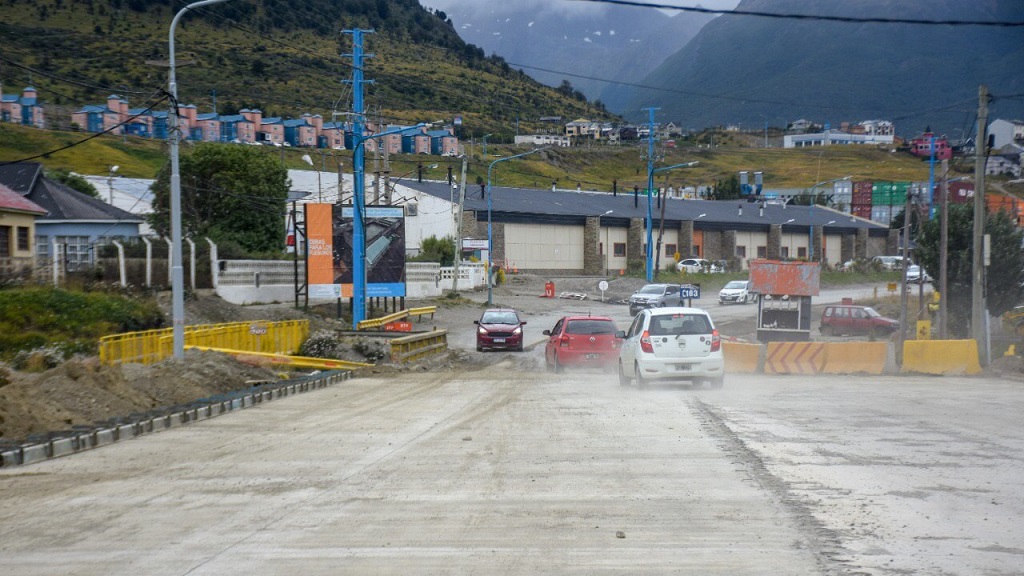 A partir del 15 de febrero qued nuevamente habilitada la va que une el parque industrial con el puerto de la ciudad de Ushuaia por esa importante arteria.