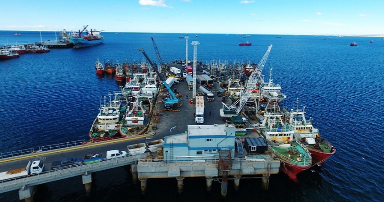 El domingo nos llegaron distintas notificaciones informales respecto a ciudadanos de Puerto Madryn que por cuenta propia se habran realizado hisopados para la deteccin del COVID-19 en laboratorios privados, indic el Ministro Fabin Puratich.