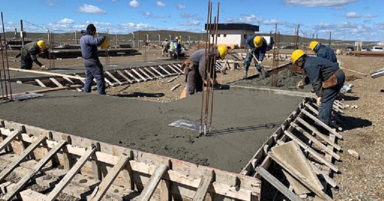 La actividad podr desarrollarse de lunes a sbado en la franja horaria de 8 a 18 horas con jornada mxima de 6 horas, debiendo dar cumplimiento al protocolo aprobado mediante Resolucin N 738/20.