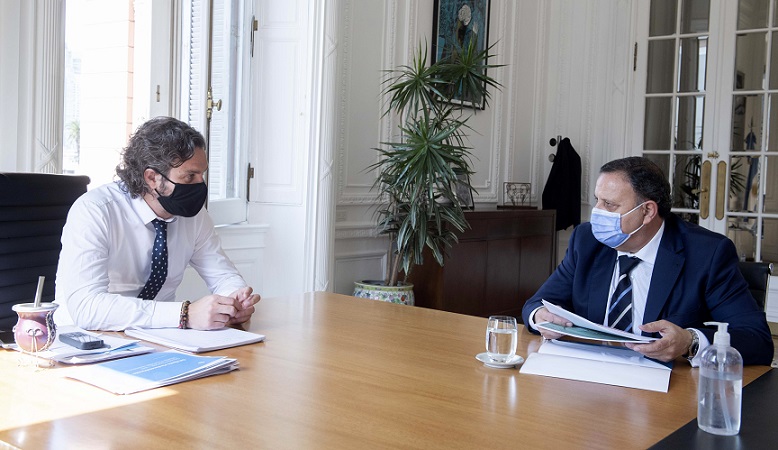 El Mandatario provincial remarc la importancia sobre un nuevo proyecto de parque industrial que permitir generar 690 puestos de trabajo y sobre el plan de viviendas en el departamento de Chilecito.