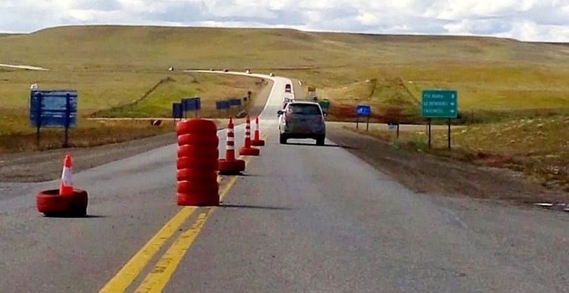 Hasta el momento las nuevas disposiciones y flexibilizacin de actividades no incluyen la apertura de la ruta N 3, por que el trnsito por la arteria nacional, desde y hacia Ro Grande, no est permitido, salvo para servicios esenciales.