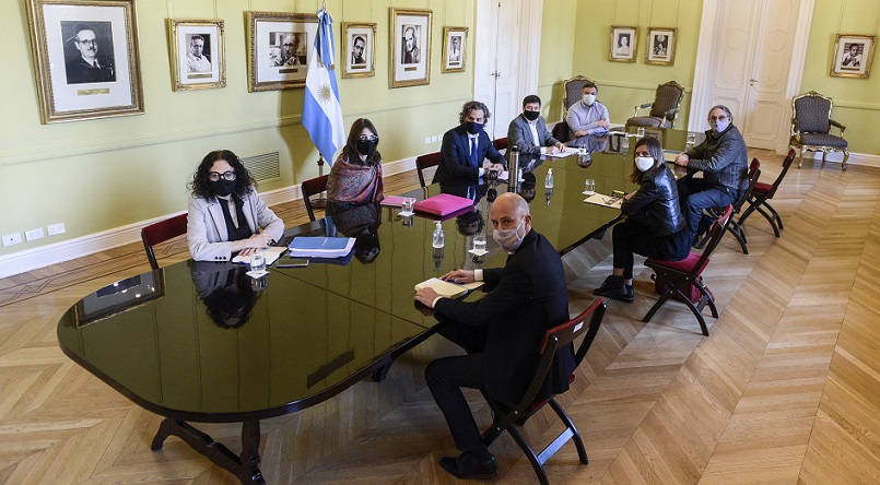 Los adjudicatarios y adjudicatarias de crditos personales e hipotecarios de PROCREAR tendrn descuentos entre un 10 y un 20 por ciento en la red de comercios adheridos, como  corralones, casas de sanitarios, electricidad y pintureras.