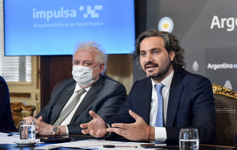 Lo que queremos es vacunas para argentinos y argentinas, sin ideologa, sin miradas geopolticas. Nosotros queremos que la primera vacuna que est, tengamos la posibilidad de tenerla en Argentina, sostuvo Santiago Cafiero.