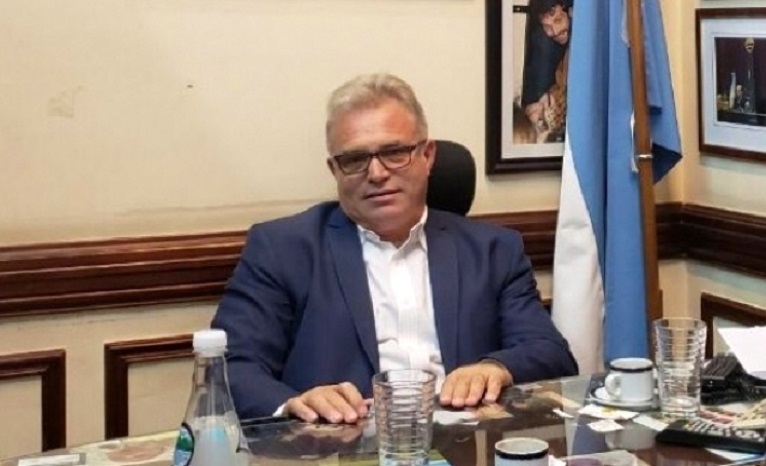 Mario nos va a aportar una mirada ms poltica para encarar los desafos que se nos plantean. Conoce a la ciudad y a su gente, resalt Walter Vuoto. 