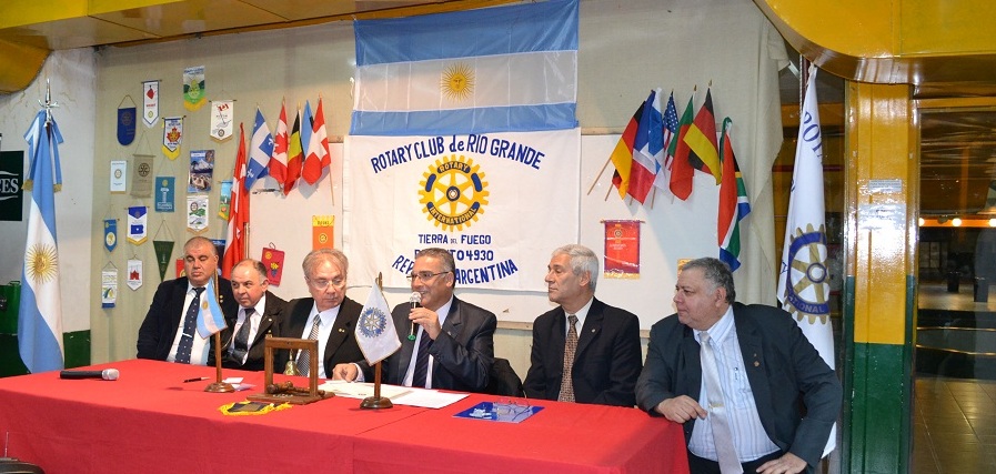 El Rotary Club Ro Grande llev a cabo el acto de cambio de autoridades. Mario Ferreyra es el nuevo Presidente