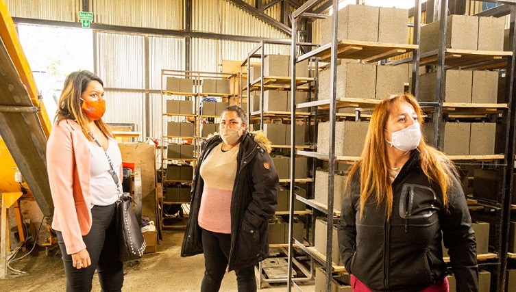 La implementacin del Programa PROG.R.E.SO. permiti fortalecer el vnculo del Estado con las entidades, y creemos que los principios de solidaridad y trabajo mutuo son la herramienta que permiten generar trabajo genuino, resalt Cecilia Rojo.