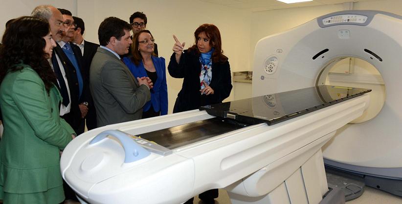 La Presidenta Cristina Fernndez inaugur la primera etapa de un centro de medicina nuclear y el natatorio municipal de Ro Gallegos, Santa Cruz