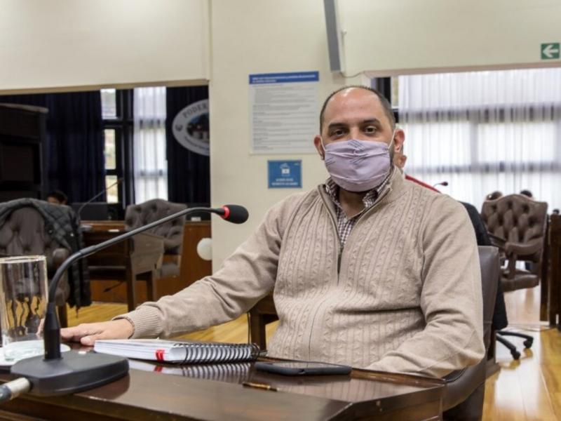 Desde nuestro Gobierno se est gestionando para que en breve llegue una mquina que permitir hacer 2.200 test por hora, con lo que se podr comenzar la produccin en serie y de manera industrial, resalt Federico Greve.