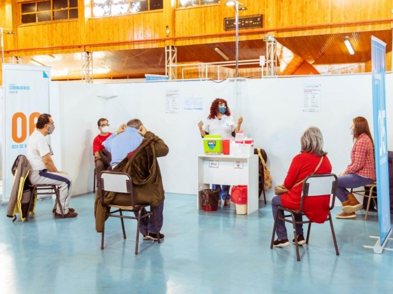En el caso de las personas de 50 aos en adelante, que se hayan pre-inscripto con factores de riesgo, y no hubo respuesta en el turno, tambin podrn inscribirse en esta instancia, destacaron desde el Ministerio de Salud de Tierra del Fuego.
