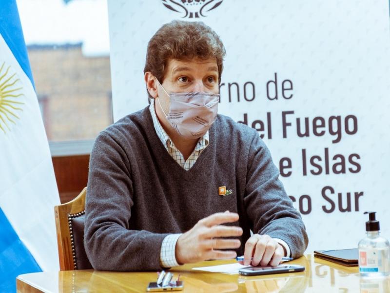 El Embajador britnico ha justificado en innumerables oportunidades el desproporcionado e injustificado accionar militar britnico que preocupa no slo a la provincia que me honra representar, sino tambin a los pases de la regin, record Melella. 