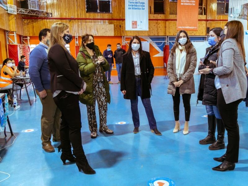 Es muy importante el trabajo que se est haciendo y la proximidad que estn tratando de tener con los vecinos, que para nosotros es fundamental, destac el Subsecretario de Medicamentos de Nacin, Gastn Morn. 