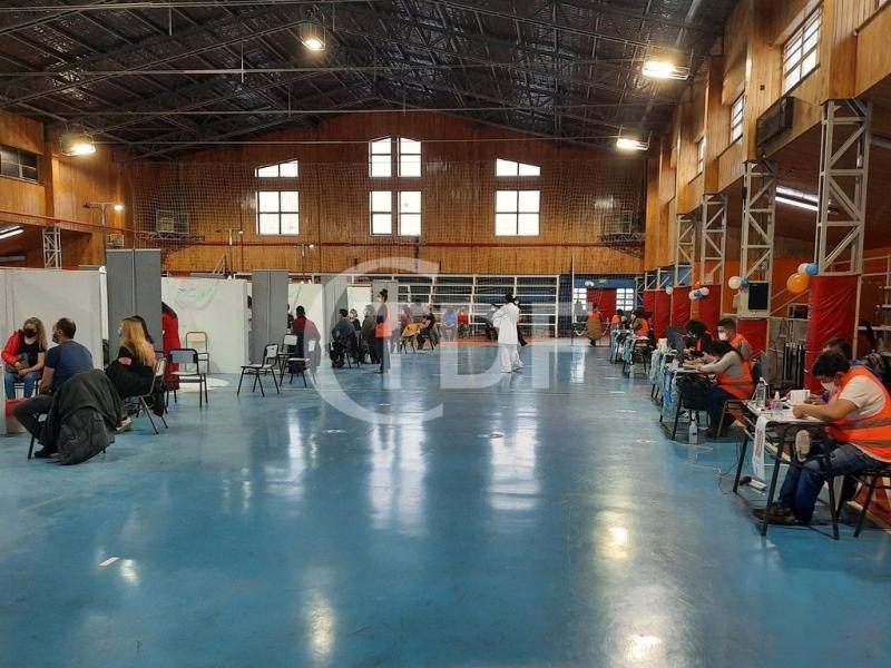 A medida que sigan arribando vacunas continuaremos asignando turnos hasta lograr completar la vacunacin de la poblacin, destac Ariana Benetucci, Subresponsable del Programa de Inmunizaciones.  
