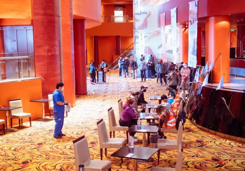 La vacuna es voluntaria y gratuita, indic Marina Goyogana, no obstante asegur que, instamos a la comunidad a acceder a la misma, ya que es una herramienta importante para cuidarnos y cuidar a quienes tenemos a la par. 