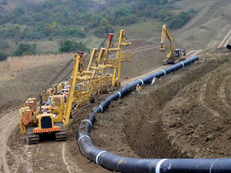 El Presidente dio un gran primer paso. Tom la decisin poltica de poner en marcha el sistema de Gasoductos Transport.Ar Produccin Nacional, y a nosotros nos toca poner manos a la obra, indic el Secretario de Energa, Daro Martnez. 