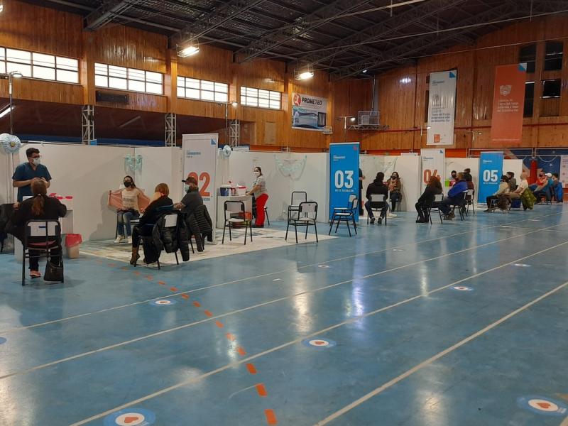 El objetivo es seguir alcanzando la mayor cantidad de fueguinos y fueguinas con esquema completo de vacunacin contra el COVID-19.