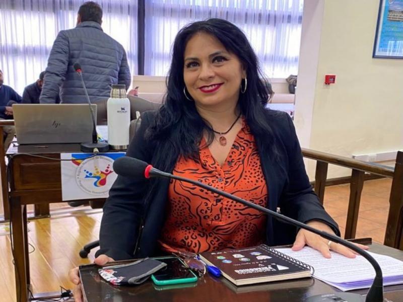 Con la extensin del subrgimen reafirmamos los ejes de este Gobierno provincial en cuanto a las polticas laborales, sociales, econmicas y geopolticas, resalt Mnica Acosta.