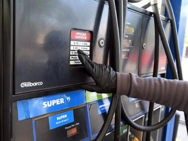 Los valores de la nafta y el gasoil en surtidores se encuentran congelados desde mayo pese a un salto del precio del petrleo a nivel internacional donde pas de u$s69 el barril a un rcord de u$s84,71. 