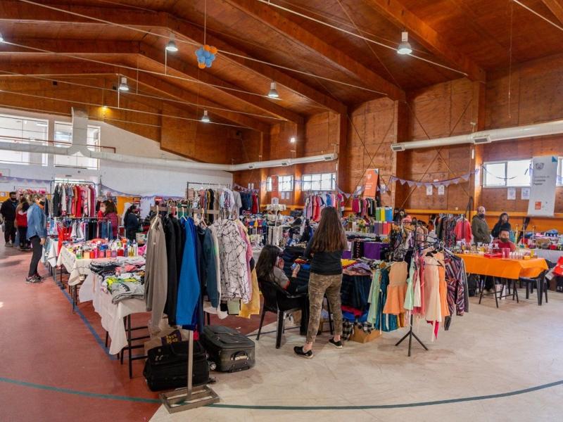 La continuidad de la Feria Emprender TDF ser el sbado 11 y domingo 12, en Ushuaia y Ro Grande; mientras que en Tolhuin, se realizar una edicin navidea el 18 y 19 de diciembre. 