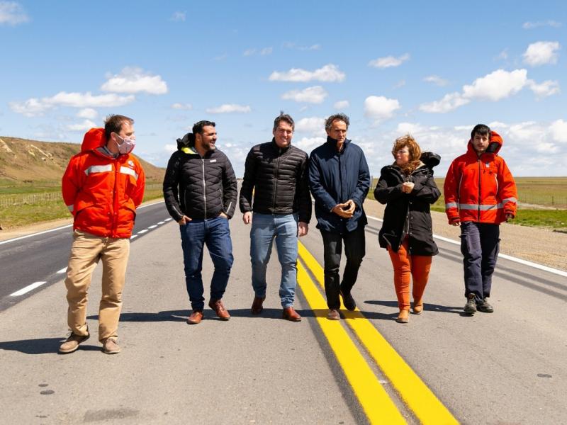 Estos proyectos que estamos concretando luego de tantos aos de espera son fundamentales para el desarrollo turstico de nuestra provincia; pero adems, esta obra tiene que ver con el desarrollo de la provincia, destac Gabriela Castillo. 