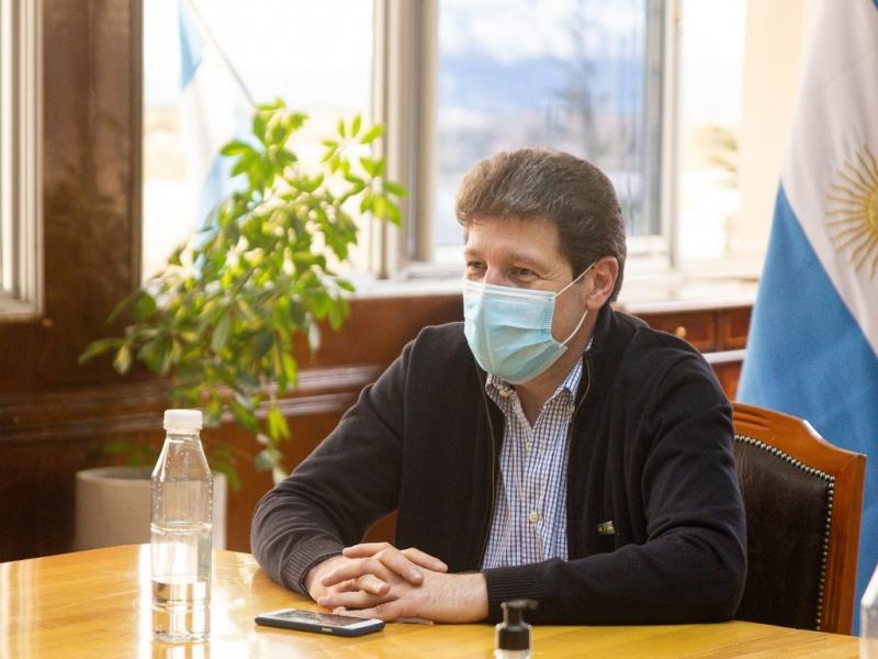 Este crecimiento econmico del que ya dan pauta los distintos ndices y mediciones, debe enfocarse hacia la produccin y la generacin de trabajo, con una visin federal e inclusiva, consider Gustavo Melella. 